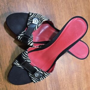 Salvatore Ferragamo Black and Red Mules Womens Size 8 Made In Italy